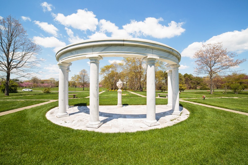 Arc of Serenity Sculpture in Pinelawn Memorial Park