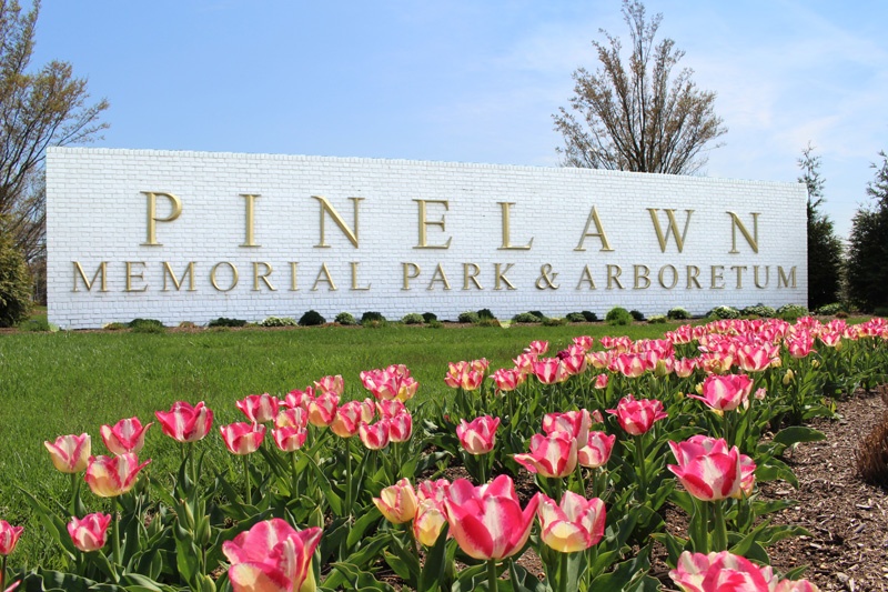 Pinelawn Memorial Park And Arboretum Entrance Sign