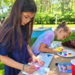 children painting crafts