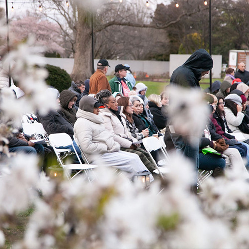 candlelight-vigil-button-730pm-hover